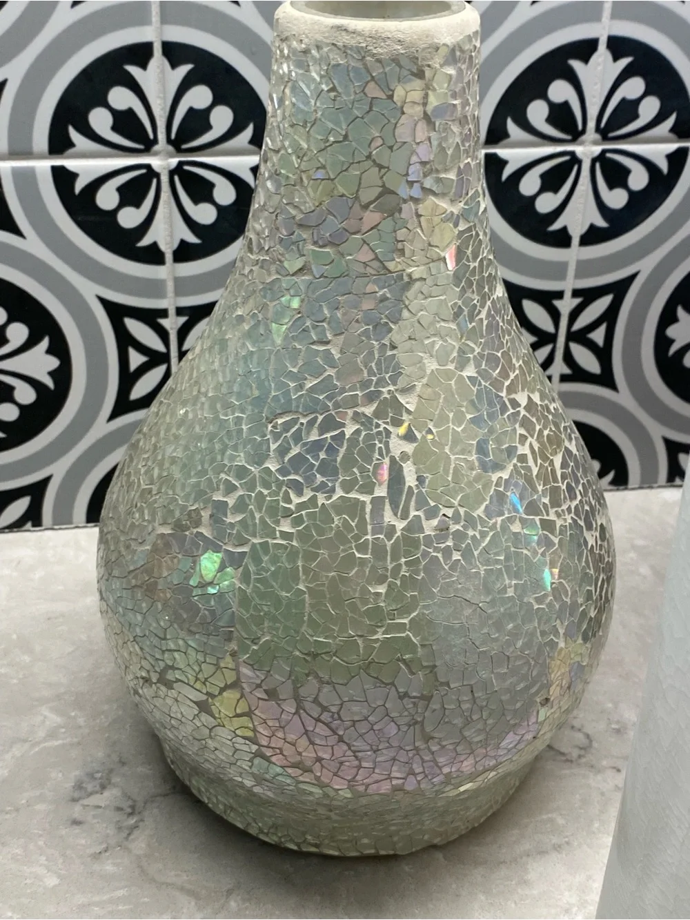 Scentsy Diffuser and Enchant Handmade Mosaic Glass Shade